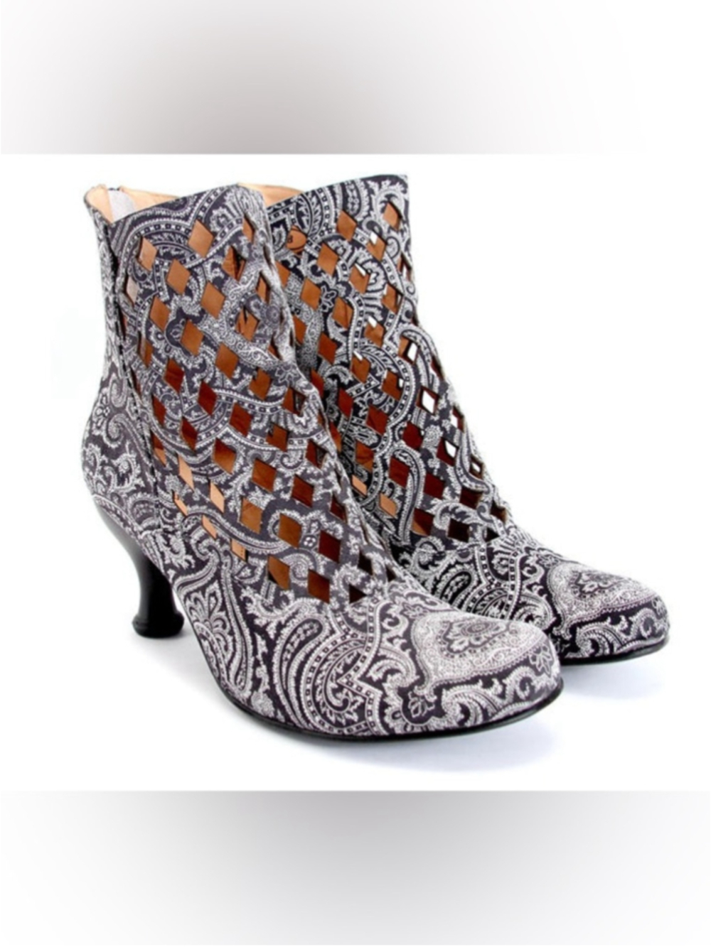 John Fluevog Murillo Grey Paisley Diamond Cutout Ankle Boots Suede Sz 6